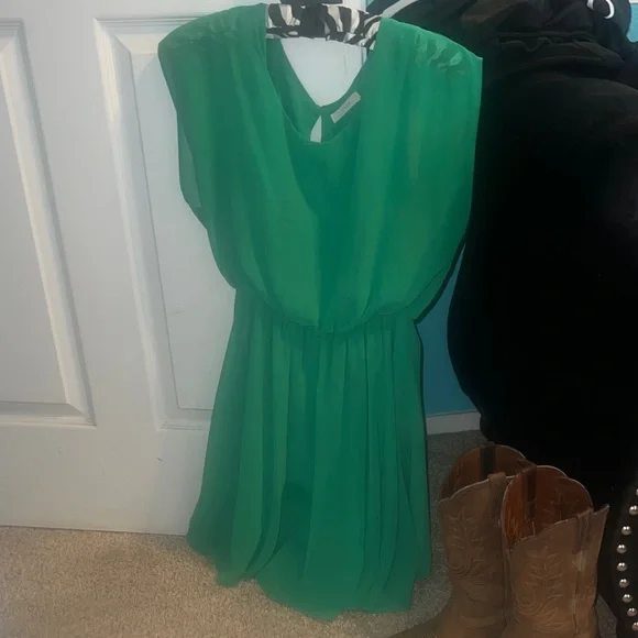 Lush Dresses | Lush Vibrant Green Dress Nordstrom | Color: Green | Size: M | Hautecalistyles's Closet